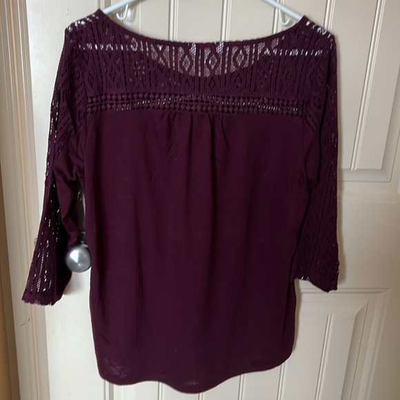 Reitmans 3/4 sleeve dressier top - Picture 3 of 3